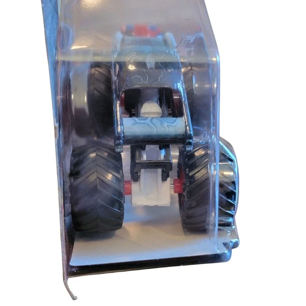 Monster Jam Marvel Venom vs Spider-Man Monster Trucks Kids 1:64 Multi New 2-Pack